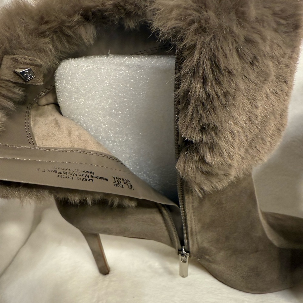 NIB Sam Edelman Oleana Suede Faux Fur Trim Stiletto Booties Flint Grey - Picture 13 of 13